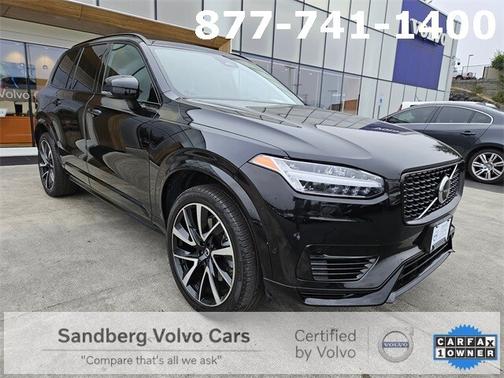 2023 Volvo XC90 Recharge Plug-In Hybrid Plus Dark 7-Seater