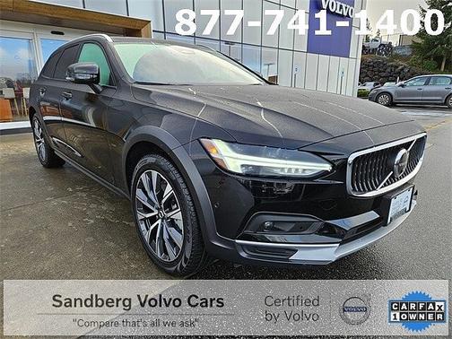 2024 Volvo V90 Cross Country Plus