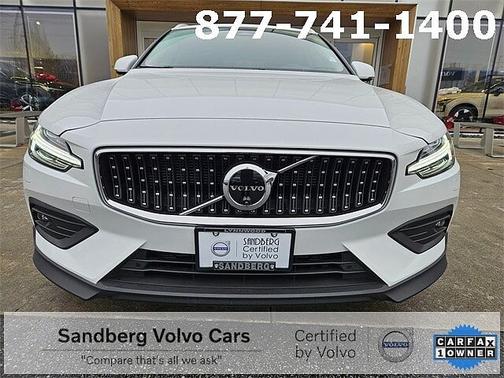 2025 Volvo V60 Cross Country Plus