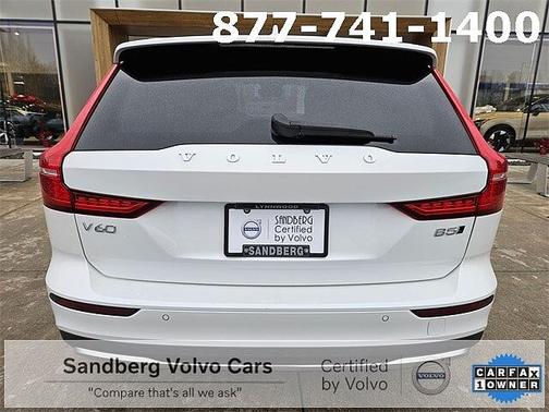 2025 Volvo V60 Cross Country Plus