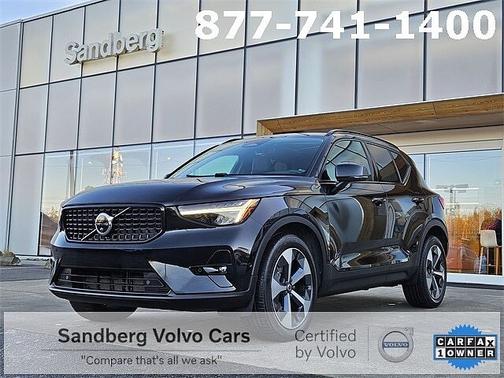 2023 Volvo XC40 B5 AWD Ultimate Dark