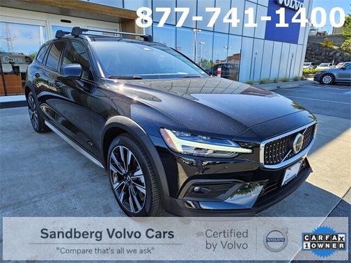 2023 Volvo V60 Cross Country B5 AWD Ultimate