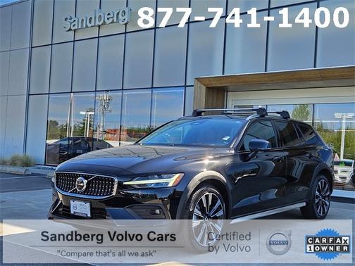 2023 Volvo V60 Cross Country B5 AWD Ultimate