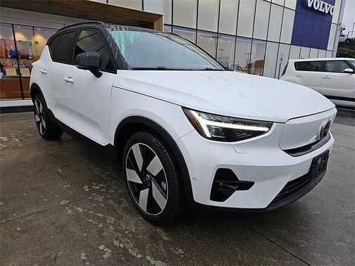 2023 Volvo XC40 Ultimate