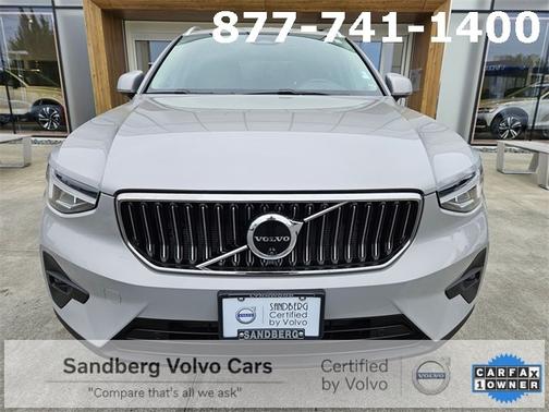 2024 Volvo XC40 B5 Plus Bright