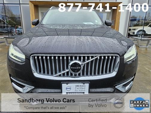2022 Volvo XC90 Recharge Plug-In Hybrid eAWD Inscription 7 Seater