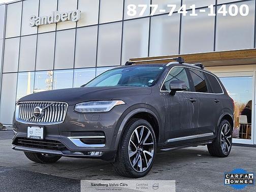 2023 Volvo XC90 Plus