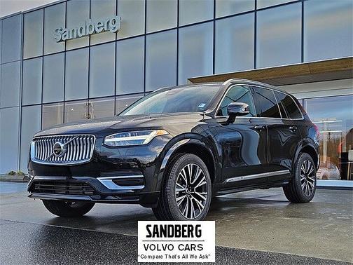 2023 Volvo XC90 Plus