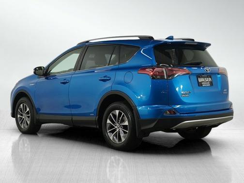 2016 Toyota RAV4 Hybrid XLE