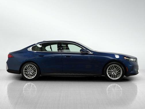 2024 BMW 540 540i xDrive