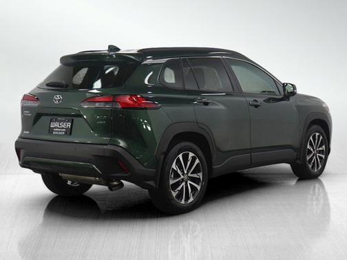 2024 Toyota Corolla Cross XLE