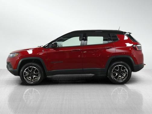 Red Hot Pearlcoat 2025 Jeep Compass Trailhawk