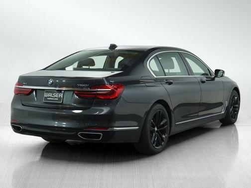 2018 BMW 750 i xDrive