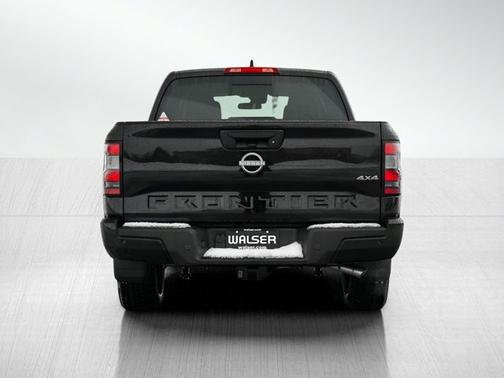 Super Black 2026 Nissan Frontier SV