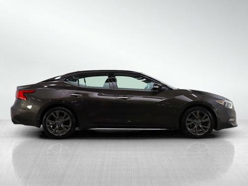 2017 Nissan Maxima SL
