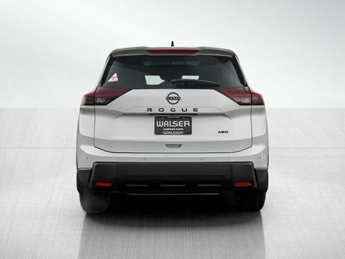 Everest White Pearl Tricoat 2026 Nissan Rogue Dark Armor