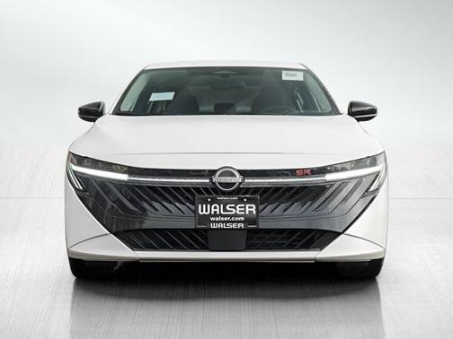 Aspen White Tricoat 2026 Nissan Sentra SR