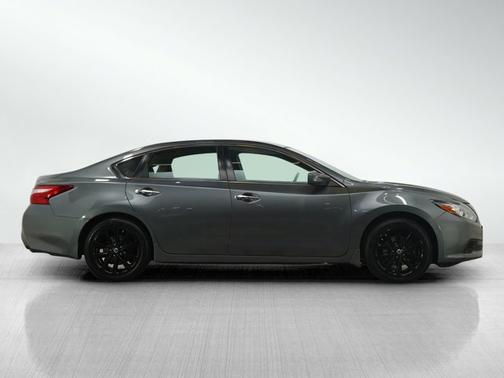 2016 Nissan Altima 2.5 SV