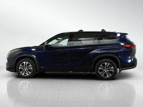 2022 Toyota Highlander Hybrid Hybrid XLE