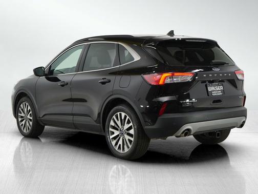 2021 Ford Escape Titanium Hybrid