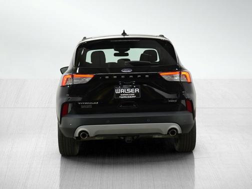 2021 Ford Escape Titanium Hybrid