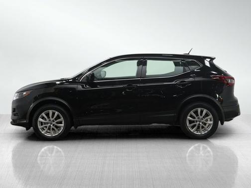 2022 Nissan Rogue Sport S