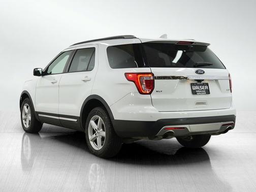 Oxford White 2016 Ford Explorer XLT