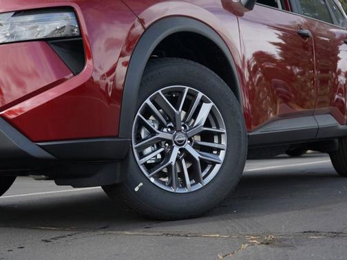 2025 Nissan Rogue S