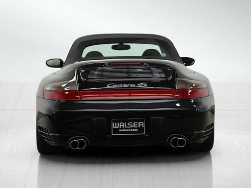 2004 Porsche 911 Carrera 4S