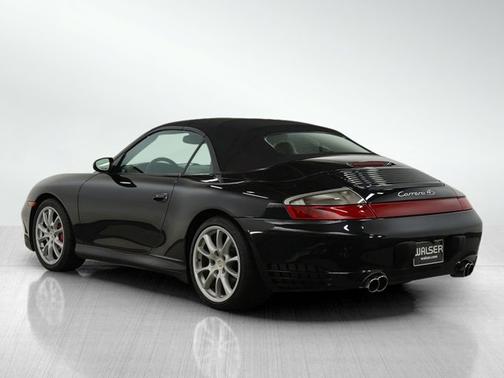 2004 Porsche 911 Carrera 4S