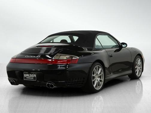 2004 Porsche 911 Carrera 4S