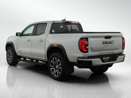 2023 GMC Canyon 4WD AT4
