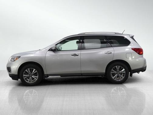 2018 Nissan Pathfinder S