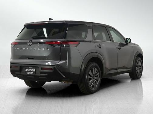 2024 Nissan Pathfinder S