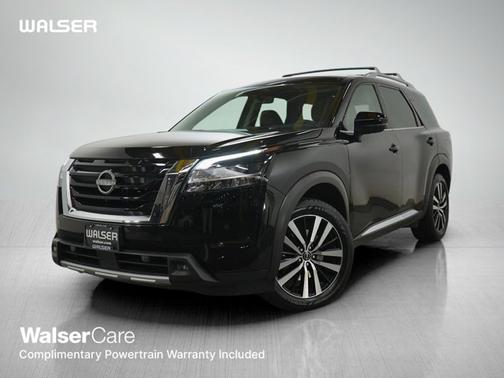 Super Black 2023 Nissan Pathfinder Platinum