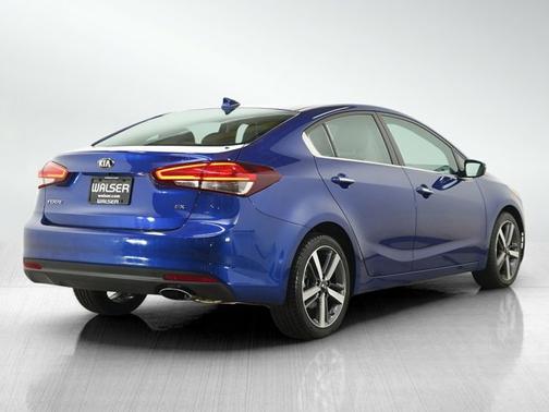 Deep Sea Blue 2017 Kia Forte EX