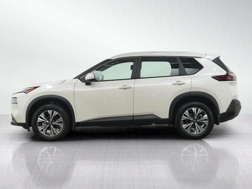 Pearl White Tricoat 2023 Nissan Rogue SV