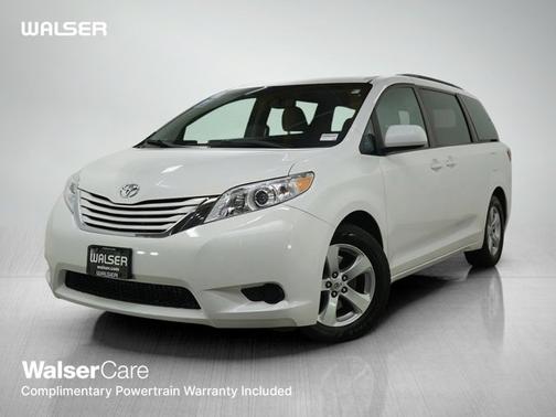 Super White 2017 Toyota Sienna LE