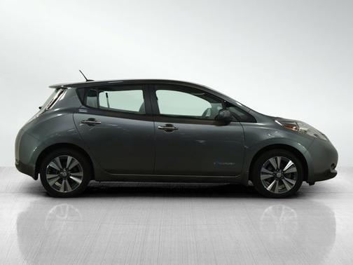 2015 Nissan Leaf SL