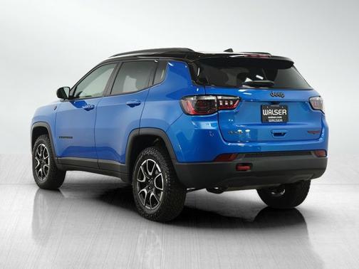 Hydro Blue Pearlcoat 2025 Jeep Compass Trailhawk