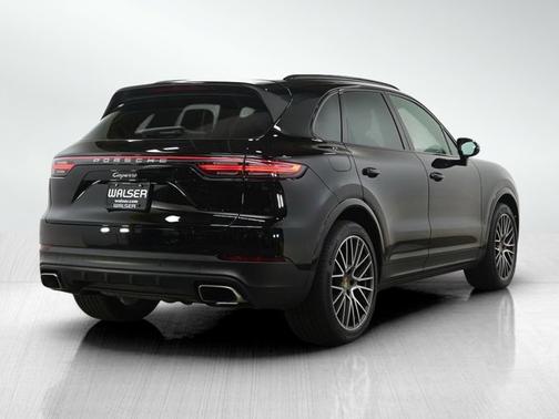 Black 2022 Porsche Cayenne Base