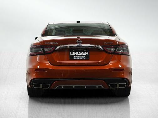 Sunset Drift Chromaflair 2022 Nissan Maxima Platinum