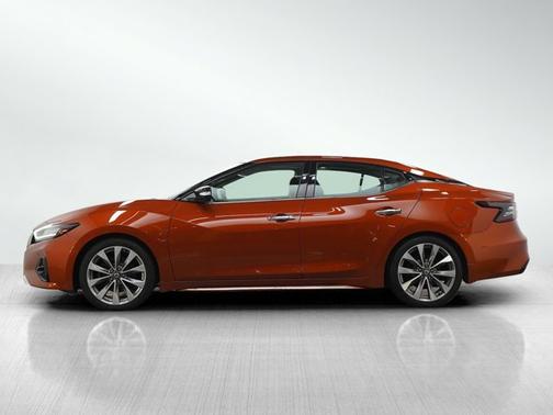 Sunset Drift Chromaflair 2022 Nissan Maxima Platinum
