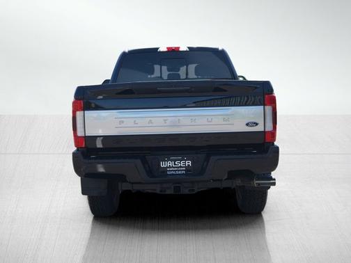Black 2018 Ford F-250 Platinum