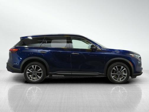 2024 INFINITI QX60 LUXE