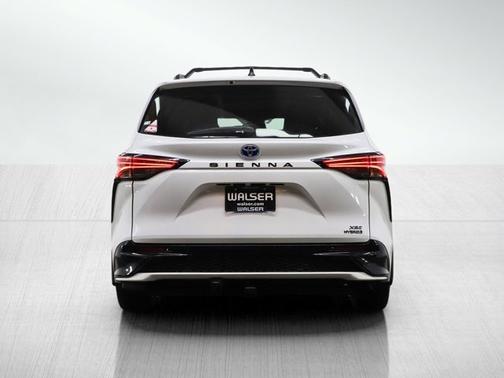 2022 Toyota Sienna XSE