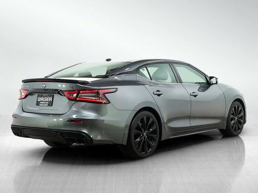 Gun Metallic 2023 Nissan Maxima SR