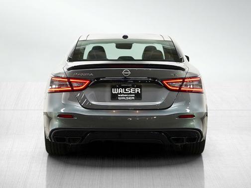Gun Metallic 2023 Nissan Maxima SR