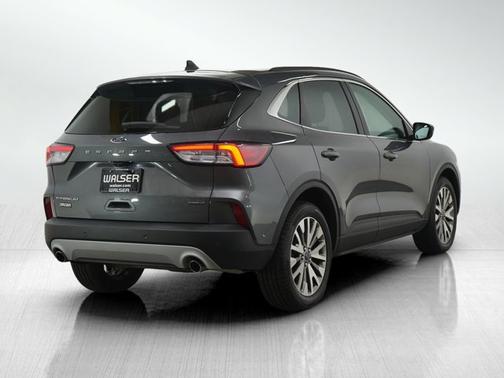 2021 Ford Escape Titanium Hybrid