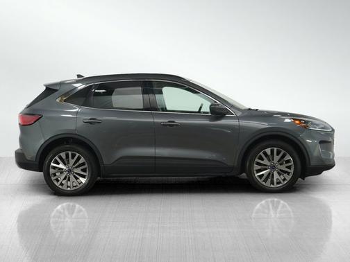2021 Ford Escape Titanium Hybrid